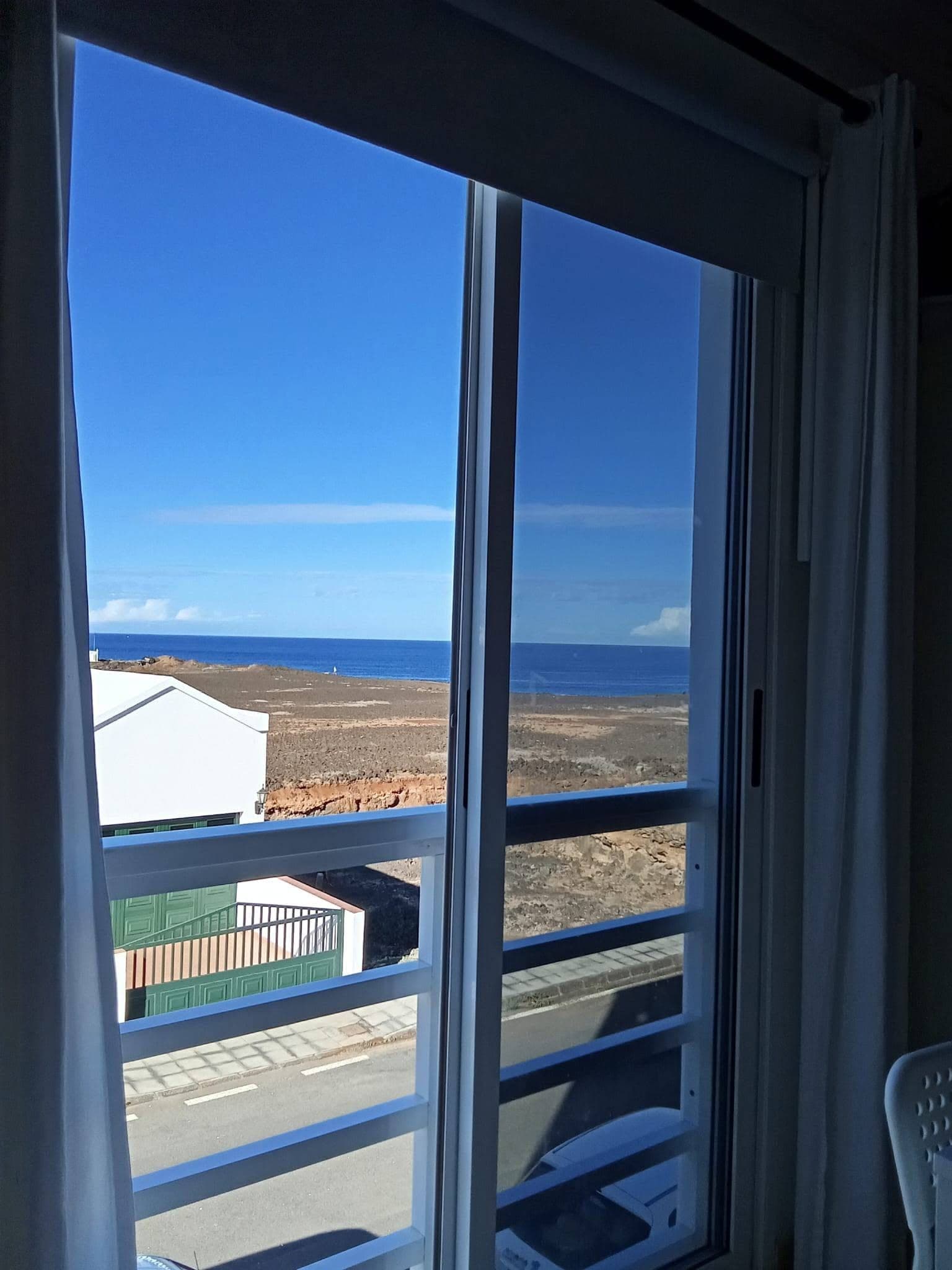 APARTAMENTO EN LA SANTA CON VISTAS AL MAR - LANZAROTE — imagen 3