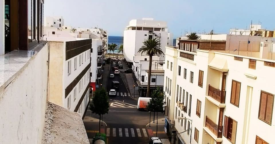 ÁTICO CON TERRAZA Y VISTAS AL MAR, JUNTO A PLAYA EL REDUCTO · ARRECIFE — imagen 15