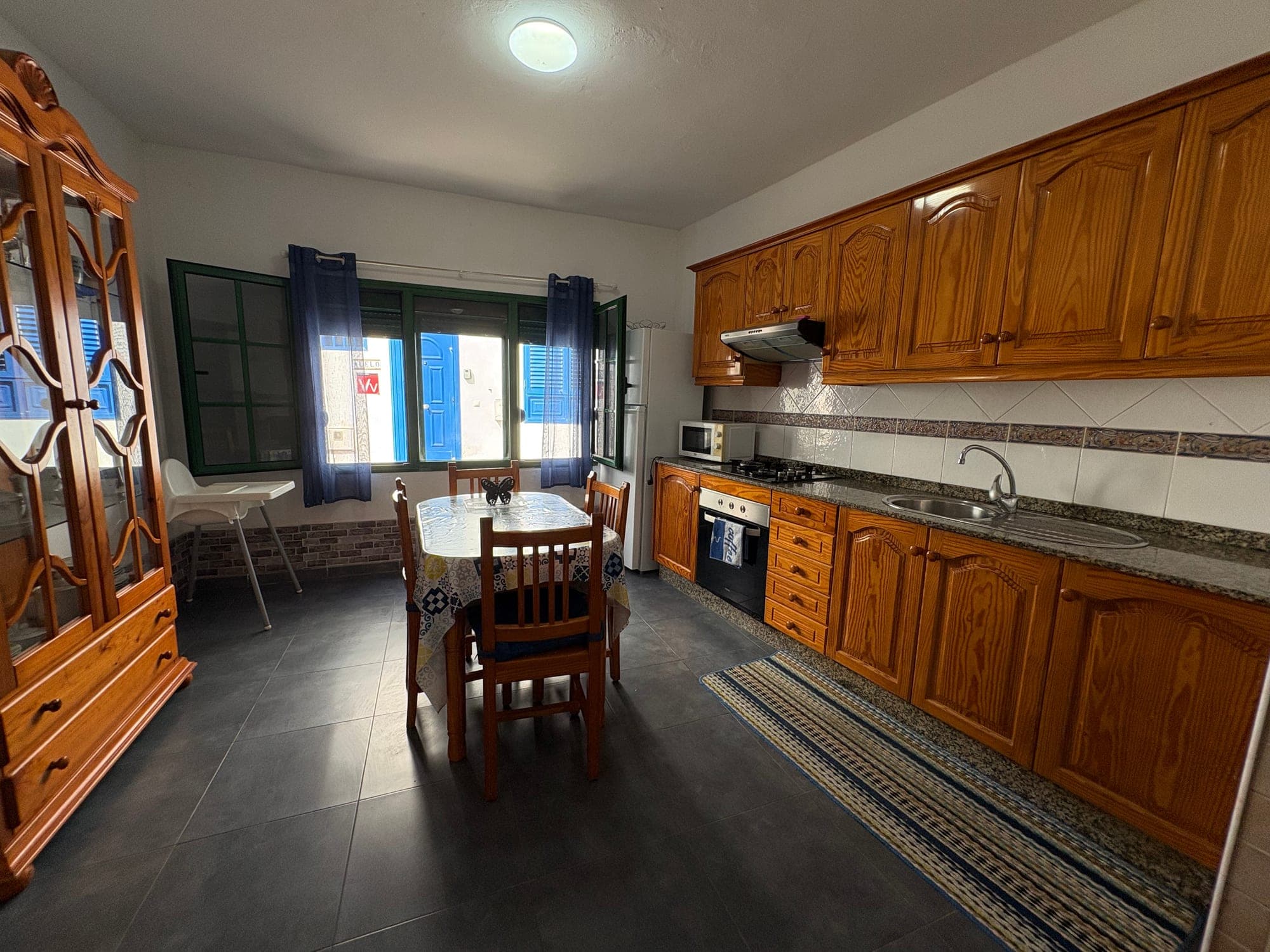VIVIENDA EN ÓRZOLA A 50 METROS DEL MAR · DOS VIVIENDAS EN UNA — imagen 5