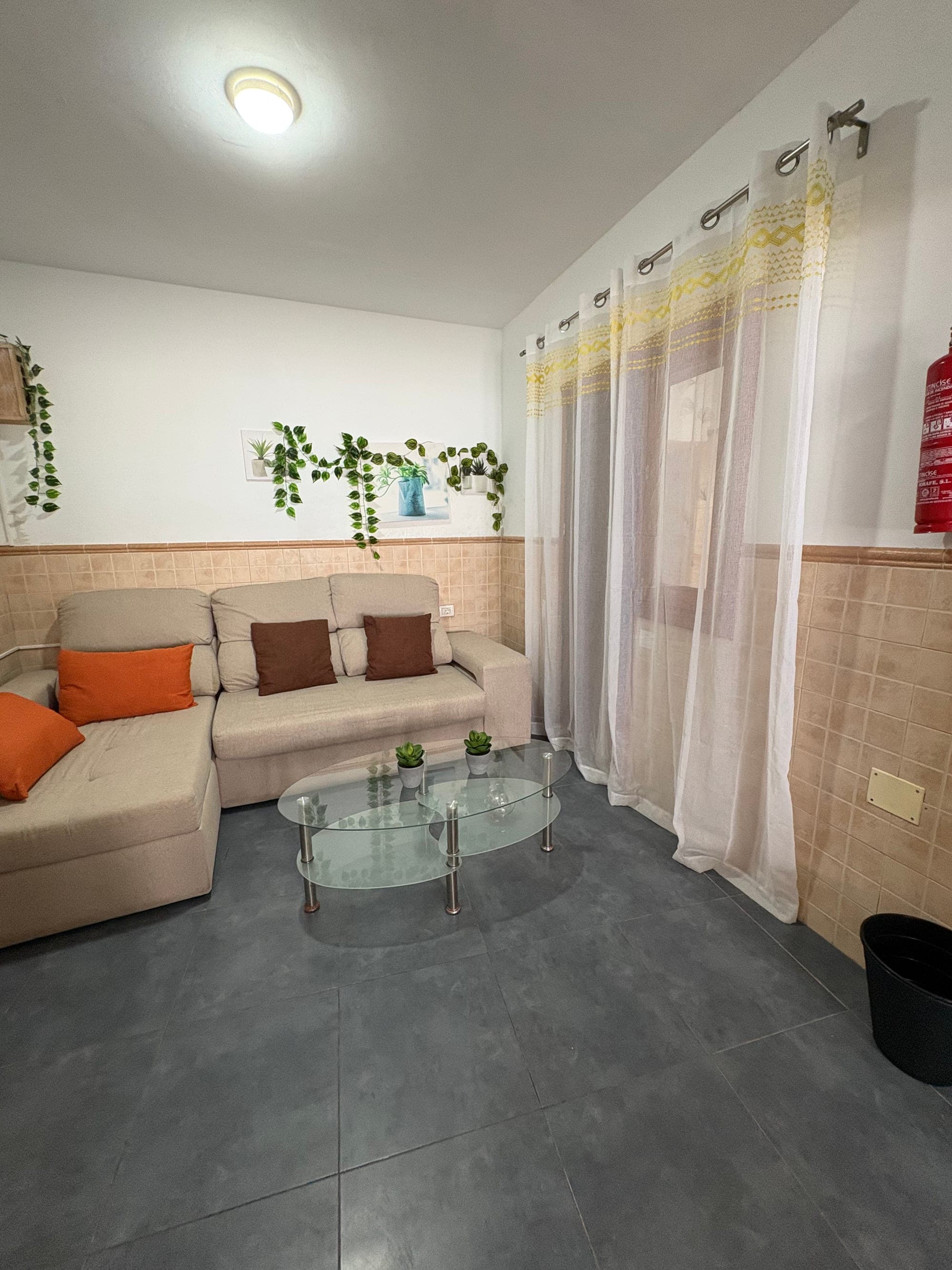 VIVIENDA EN ÓRZOLA A 50 METROS DEL MAR · DOS VIVIENDAS EN UNA — imagen 8