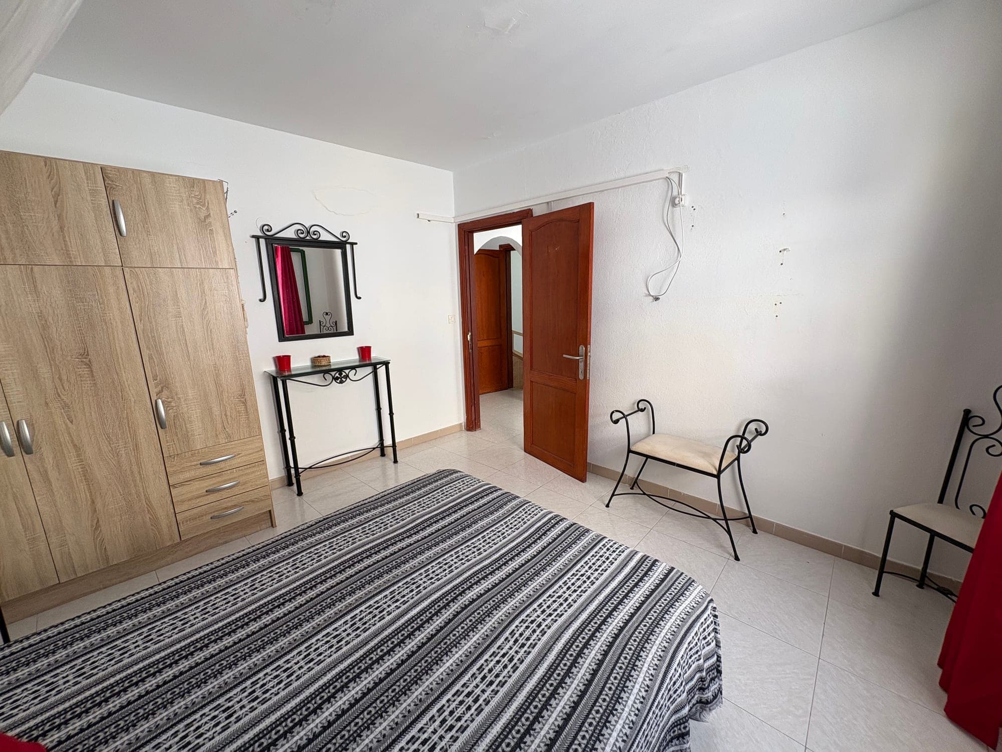 VIVIENDA EN ÓRZOLA A 50 METROS DEL MAR · DOS VIVIENDAS EN UNA — imagen 26