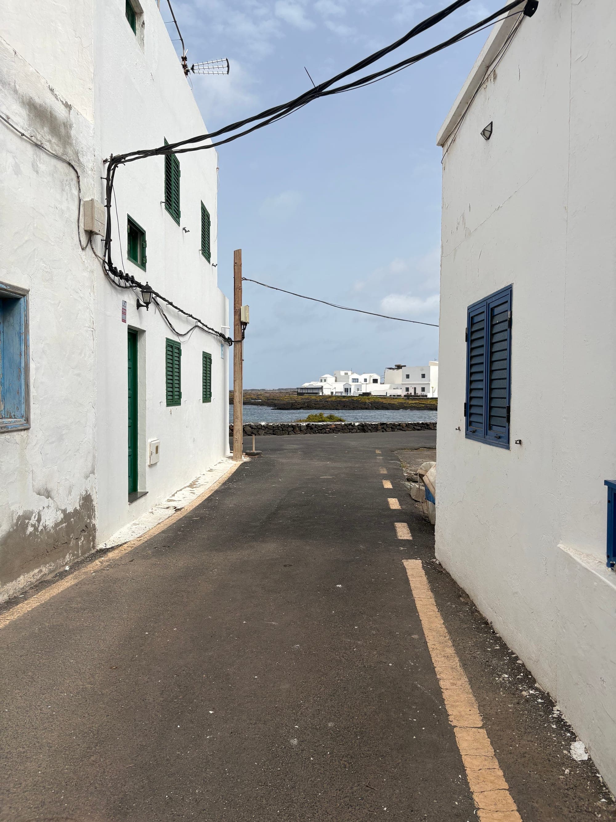VIVIENDA EN ÓRZOLA A 50 METROS DEL MAR · DOS VIVIENDAS EN UNA — imagen 34
