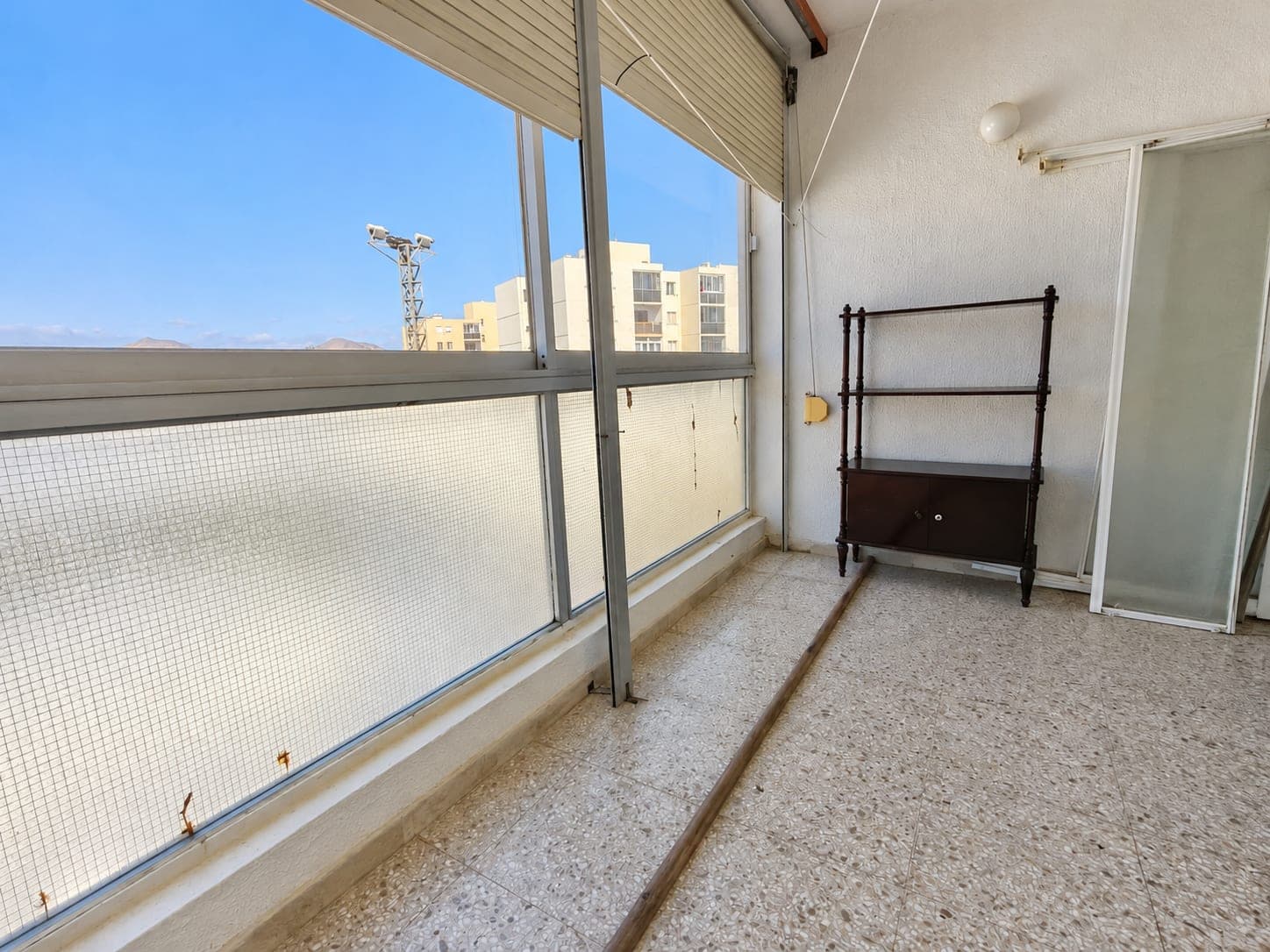 AMPLIA VIVIENDA DE 4 HABITACIONES EN EL CENTRO DE ARRECIFE — imagen 10