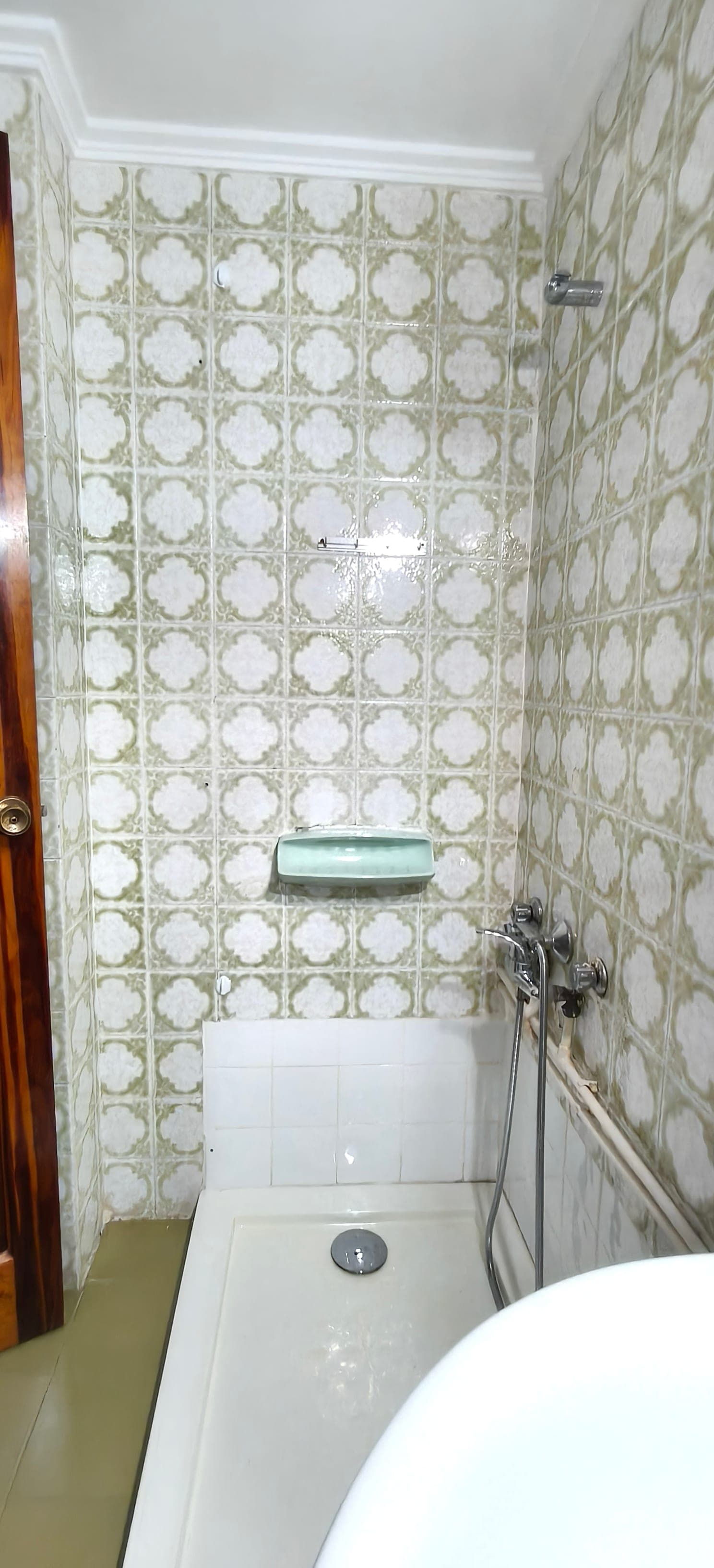 AMPLIA VIVIENDA DE CUATRO HABITACIONES CON GARAJE EN EL CENTRO DE ARRECIFE — imagen 19