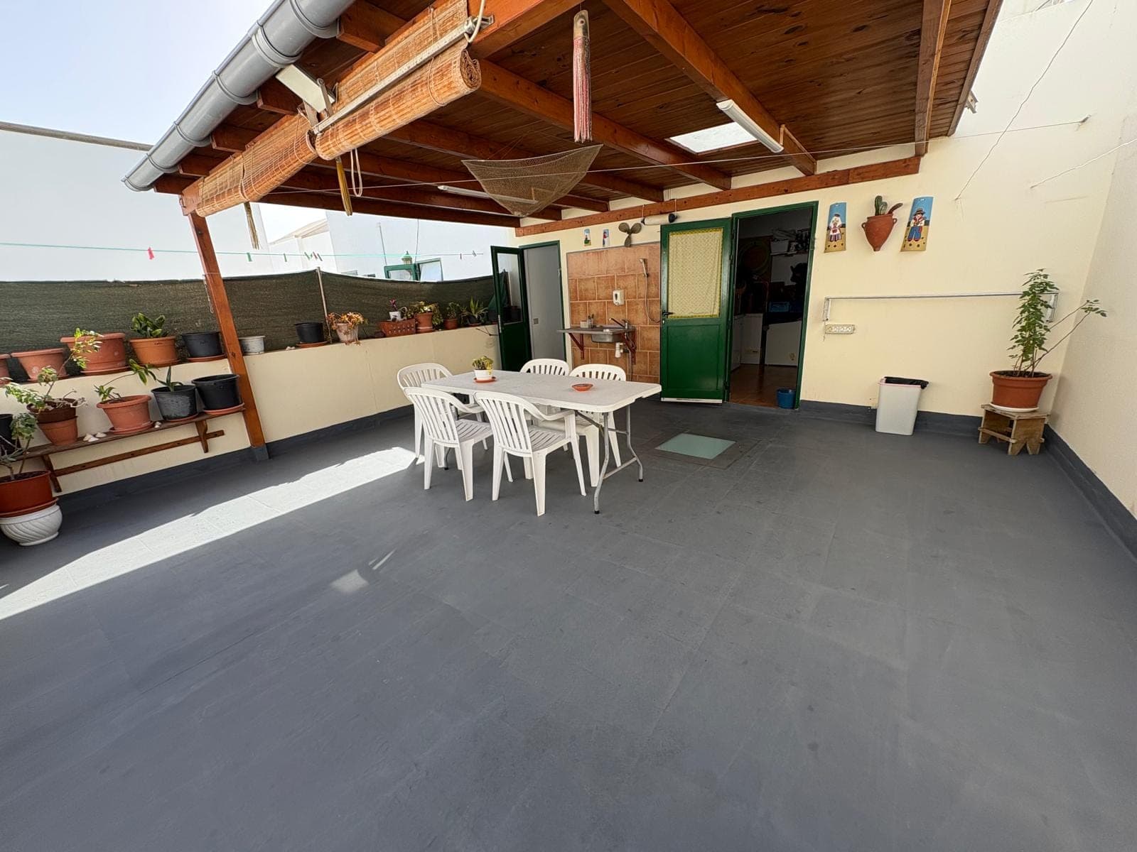 APARTAMENTO CON AZOTEA PRIVADA JUNTO A LAS PISCINAS NATURALES DE PUNTA MUJERES — imagen 2