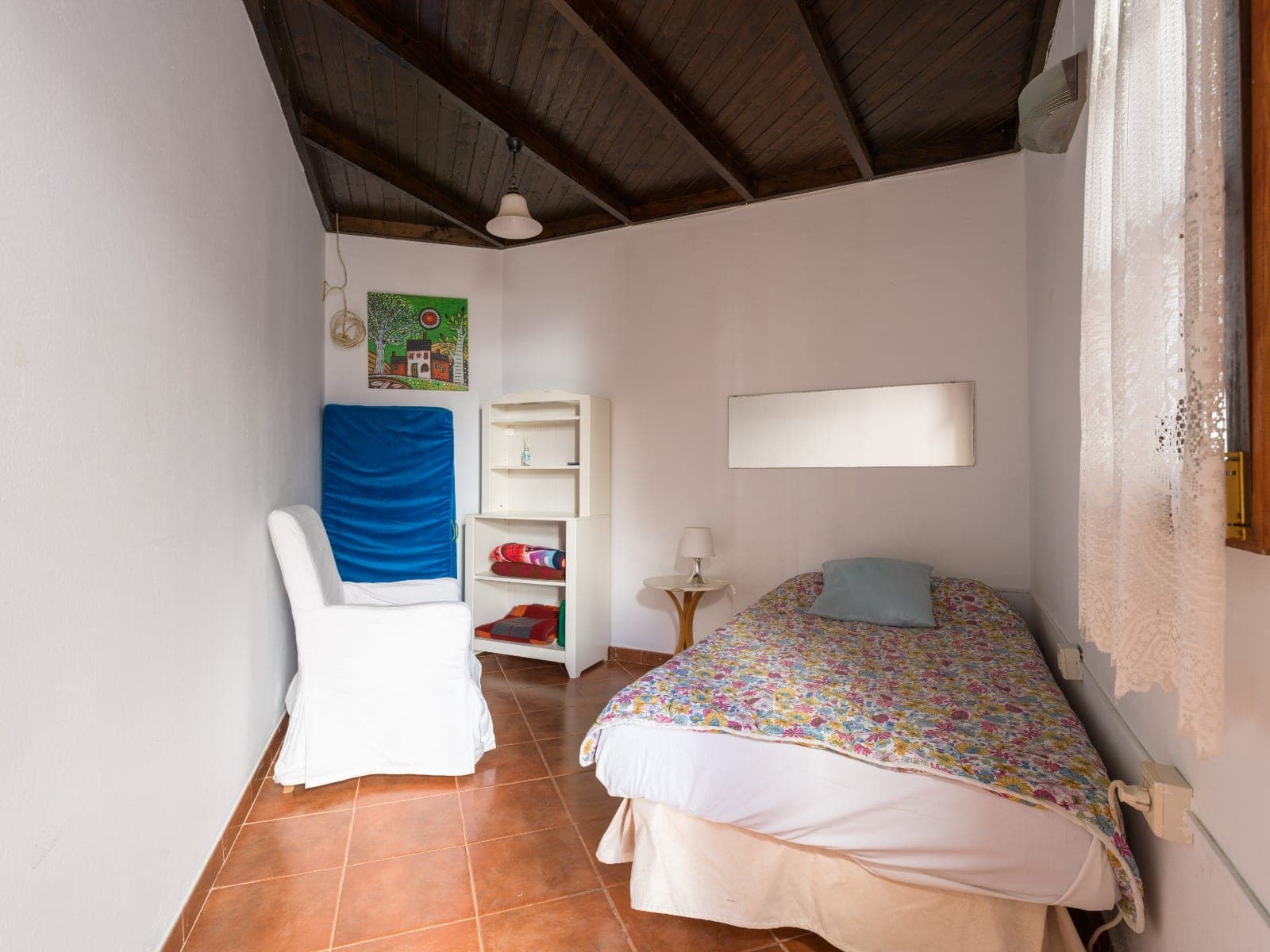 CASA ADOSADA, 3 HABITACIONES, 2 BAÑOS, TERRAZA, PATIO Y BALCON, GARAJE PRIVADO — imagen 17