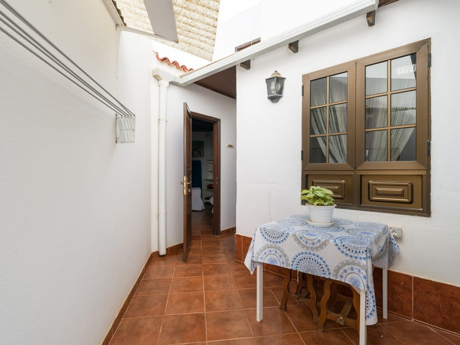 CASA ADOSADA, 3 HABITACIONES, 2 BAÑOS, TERRAZA, PATIO Y BALCON, GARAJE PRIVADO — imagen 19