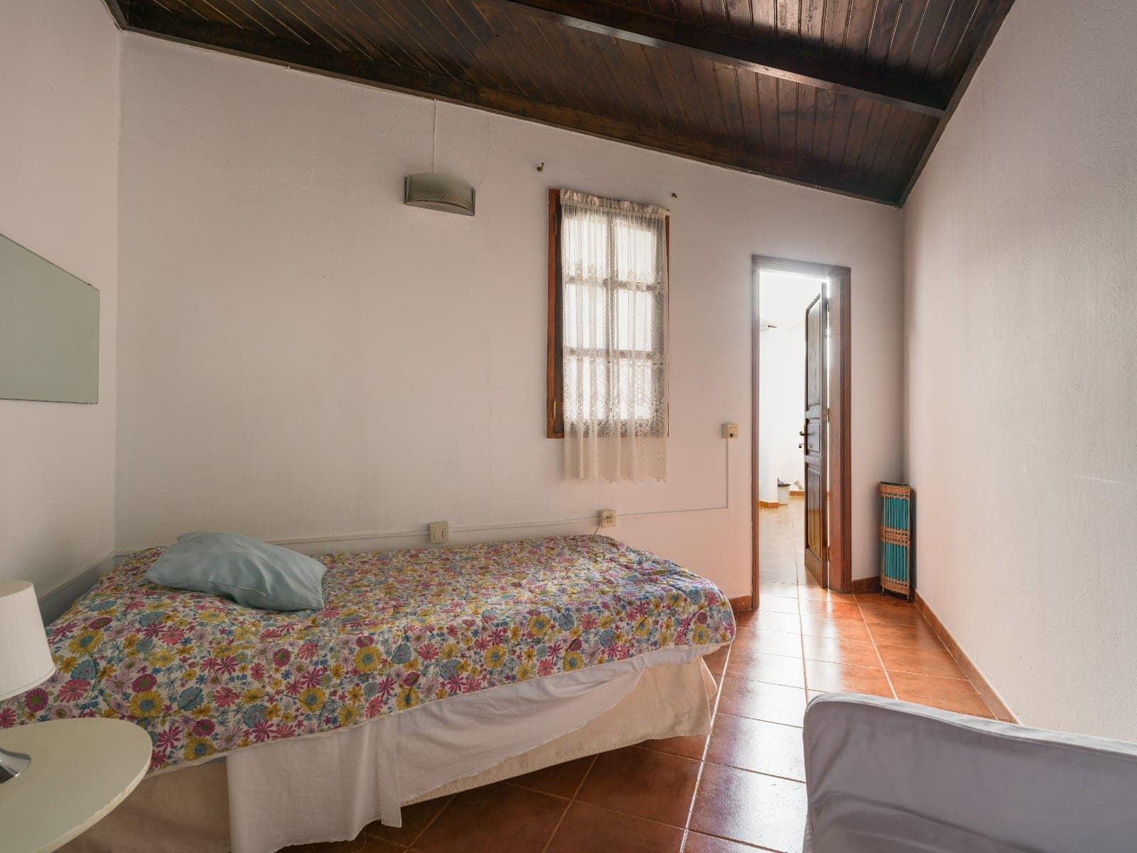 CASA ADOSADA, 3 HABITACIONES, 2 BAÑOS, TERRAZA, PATIO Y BALCON, GARAJE PRIVADO — imagen 22