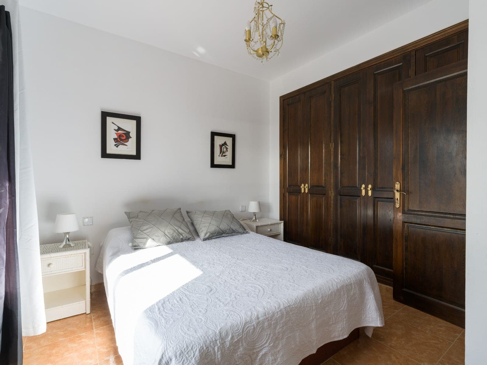 CASA ADOSADA, 3 HABITACIONES, 2 BAÑOS, TERRAZA, PATIO Y BALCON, GARAJE PRIVADO — imagen 26