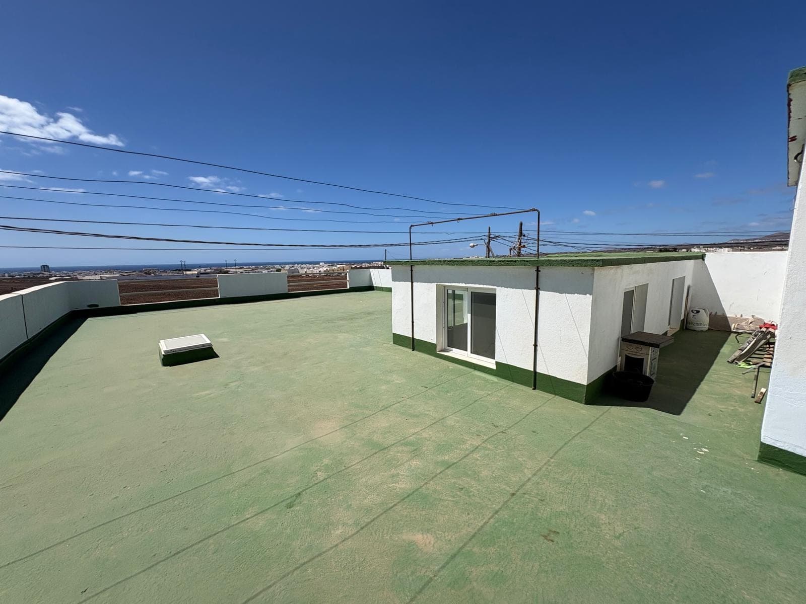 CASA TERRERA INDEPENDIENTE, REFORMADA, CON GARAJE Y GRAN AZOTEA CON VISTAS — imagen 25