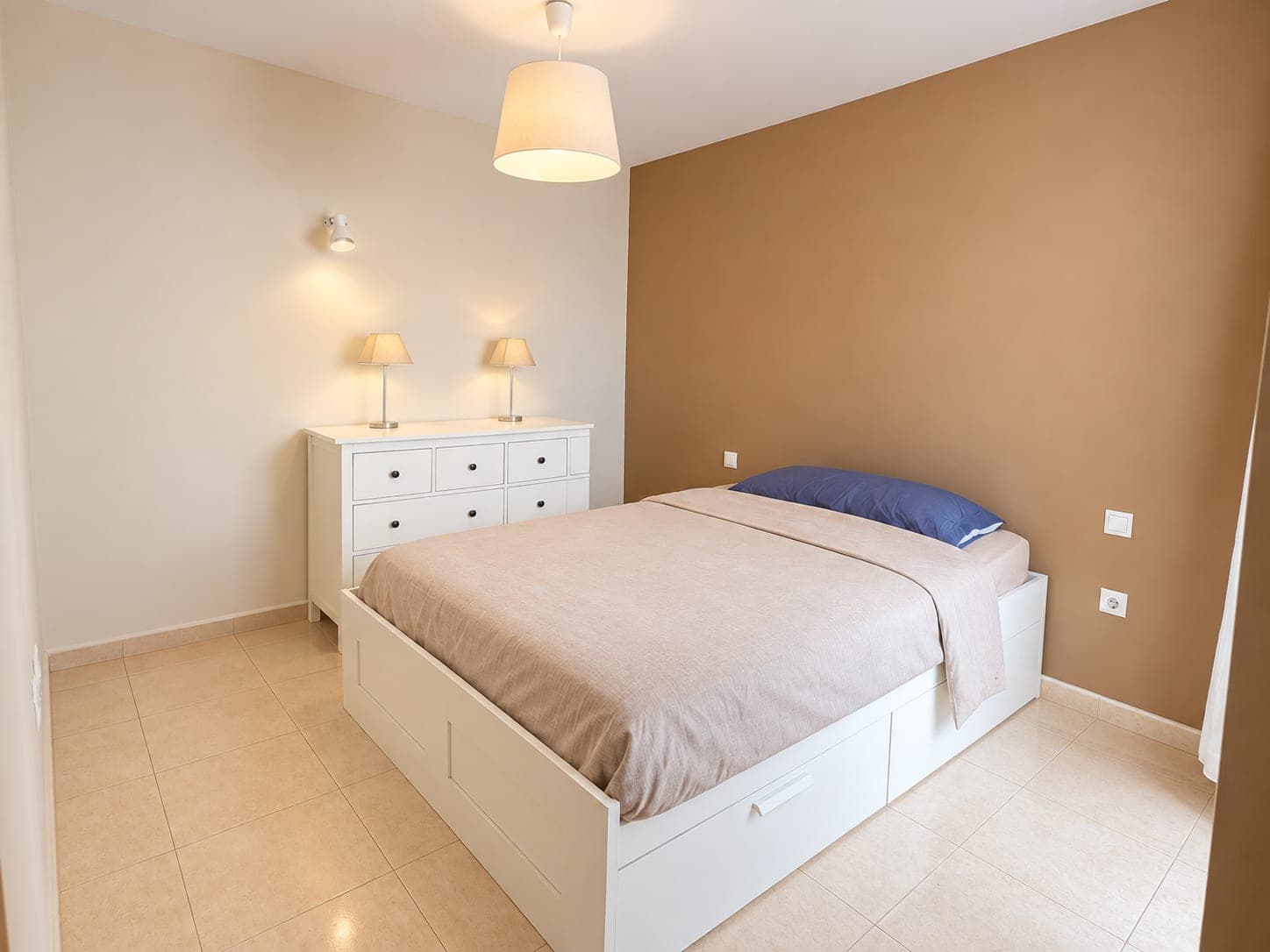 EXCELENTE PISO DE UNA HABITACIÓN CON GARAJE EN SAN FRANCISCO JAVIER — imagen 5