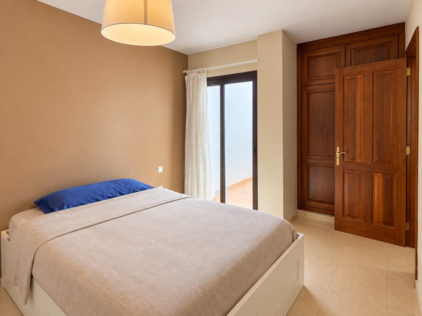 EXCELENTE PISO DE UNA HABITACIÓN CON GARAJE EN SAN FRANCISCO JAVIER — imagen 6