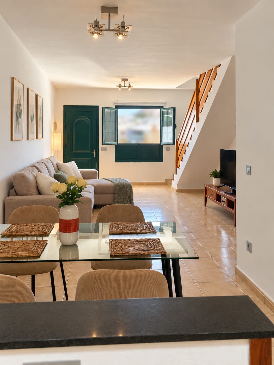 EXCELENTE PROPIEDAD TIPO DUPLEX DE 2 HABITACIONES Y 2 BAÑOS EN UGA - LANZAROTE — imagen 5