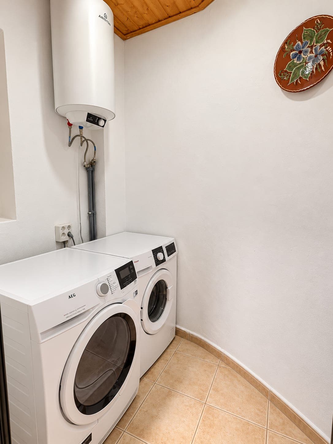 EXCELENTE PROPIEDAD TIPO DUPLEX DE 2 HABITACIONES Y 2 BAÑOS EN UGA - LANZAROTE — imagen 9