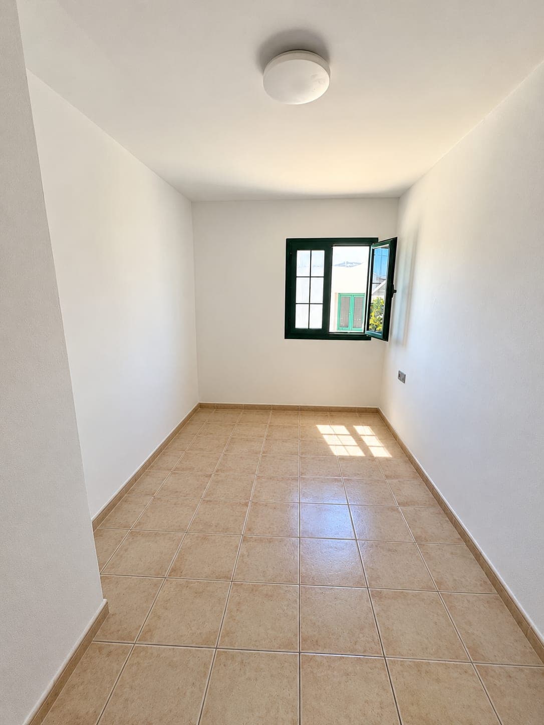 EXCELENTE PROPIEDAD TIPO DUPLEX DE 2 HABITACIONES Y 2 BAÑOS EN UGA - LANZAROTE — imagen 17