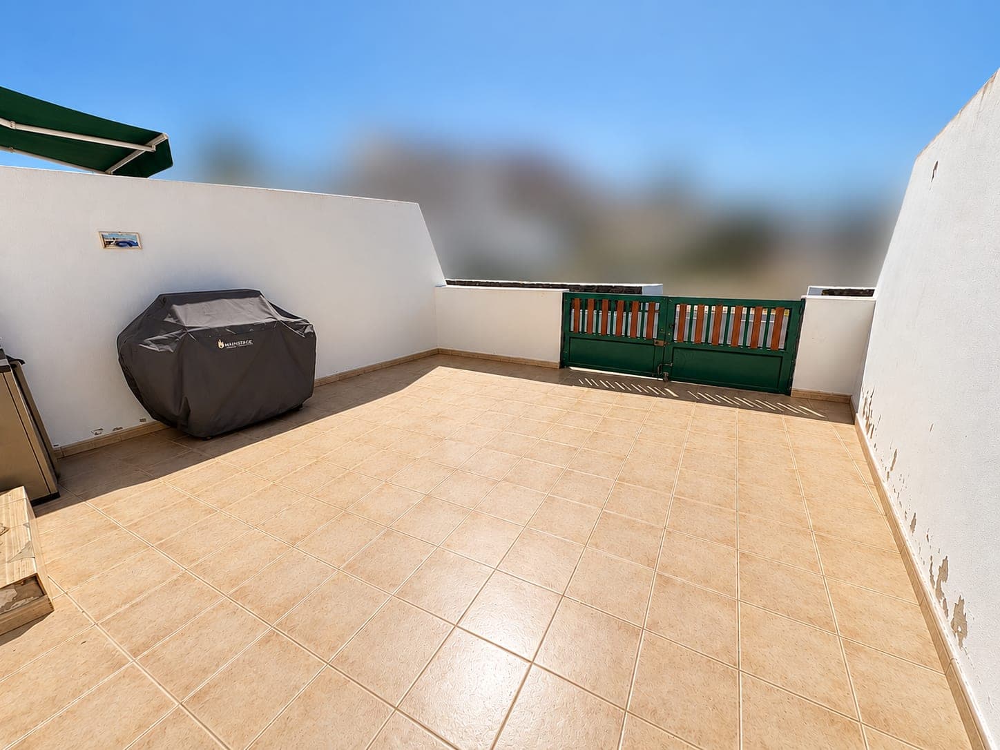 EXCELENTE PROPIEDAD TIPO DUPLEX DE 2 HABITACIONES Y 2 BAÑOS EN UGA - LANZAROTE — imagen 21